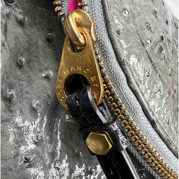 Marc by Marc Jacobs Coated Ostrich PVC Crossbody Gray Bag Purse - Picture 14 of 16